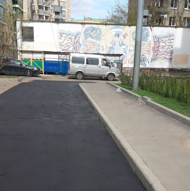 В Ростокине по одному адресу отремонтировали асфальт