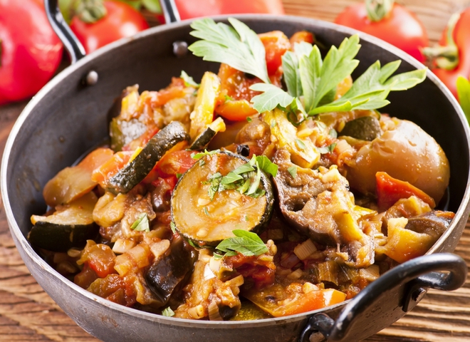баклажаны, овощное рагу