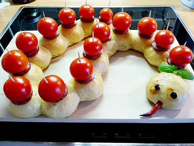 Канапе на шпажках на праздничный стол! Канапе на шпажках на праздничный стол!