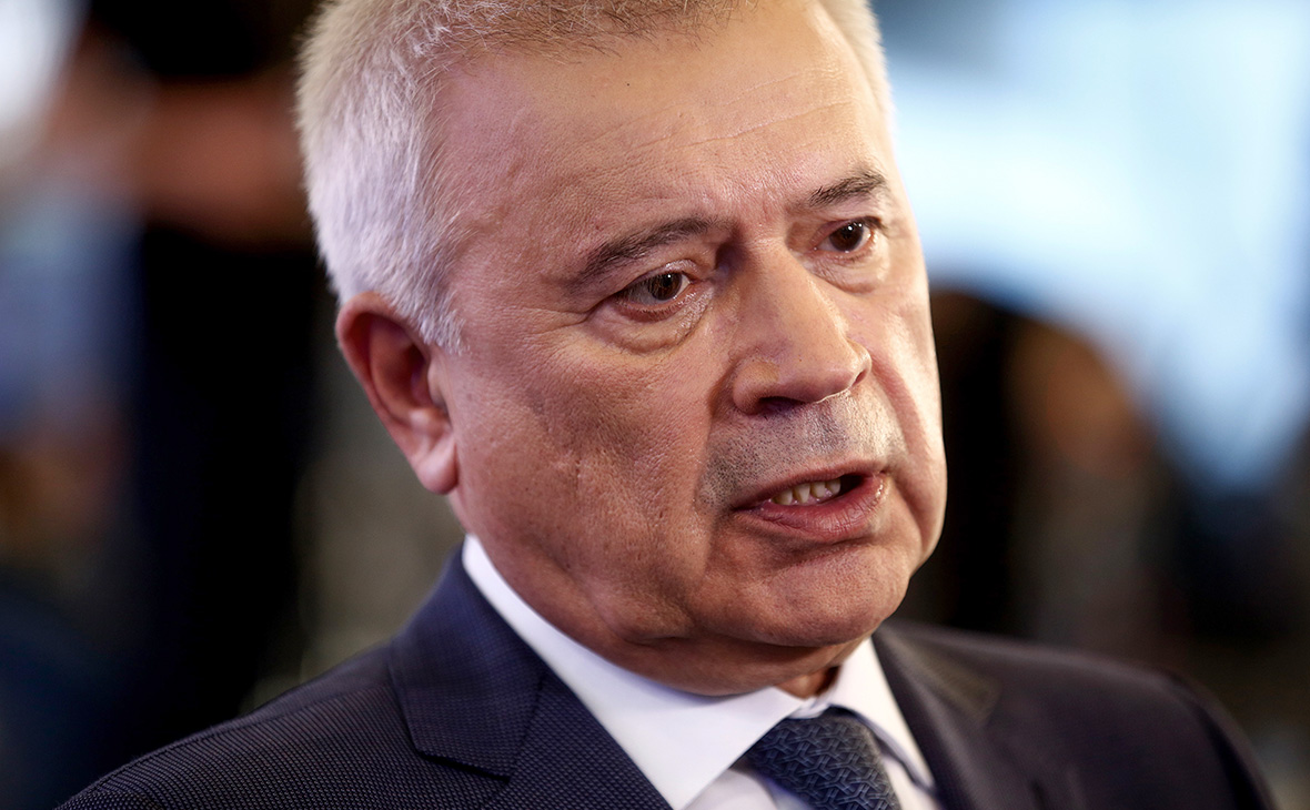 Алекперов решил не передавать управление ЛУКОЙЛом сыну Алекперов решил не передавать управление ЛУКОЙЛом сыну