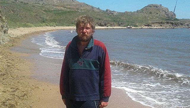 В Крыму мужчина пытался переплыть Керченский пролив на пластиковых бутылках
