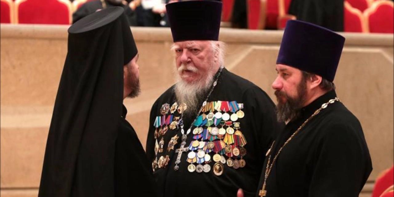 Протоиерей Смирнов похвастался, как "ударил по роже" ребенка за мат