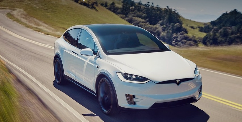 Баварская пара от Mercedes требует компенсации за экстремальные испытания Tesla Model X Баварская пара от Mercedes требует компенсации за экстремальные испытания Tesla Model X