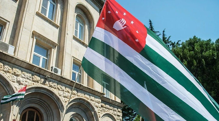 Почему Абхазия с паническим ужасом восприняла предложение присоединиться к России