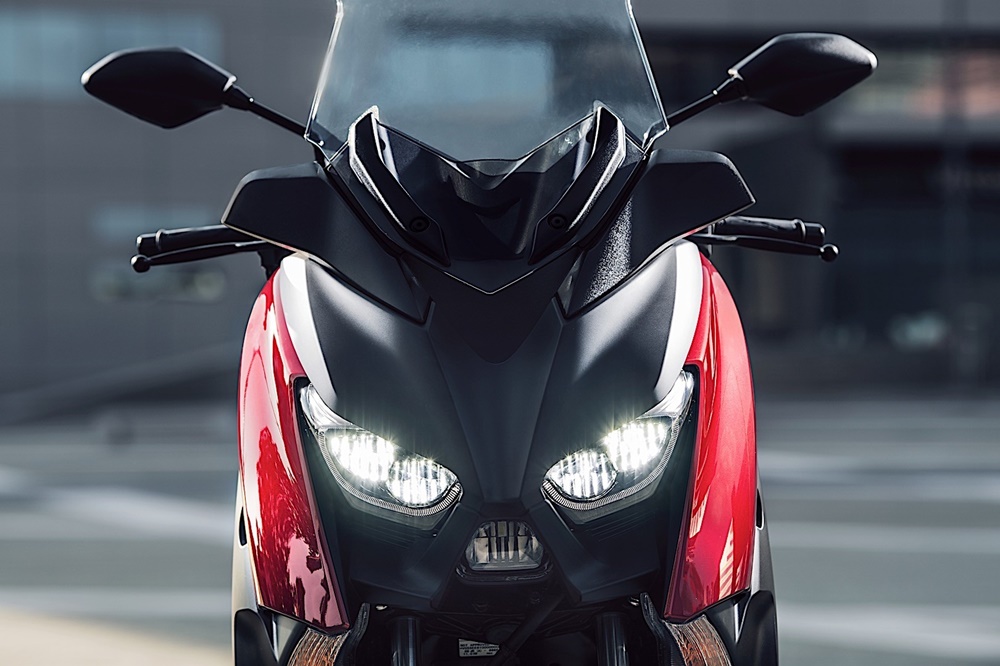 Скутер Yamaha X-MAX 125 2018