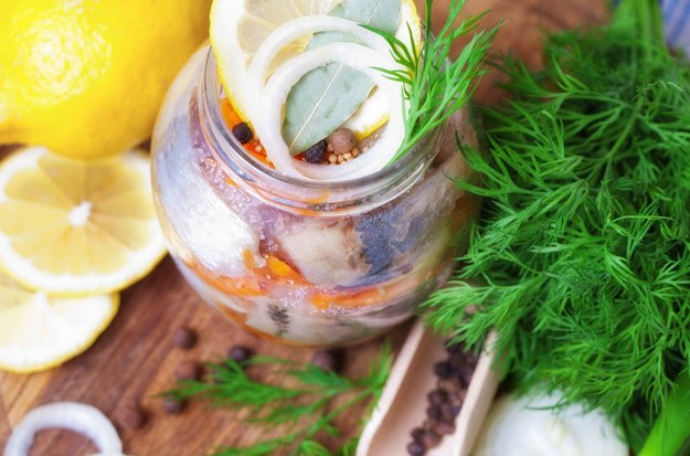 Как засолить скумбрию: 6 вкусных способов