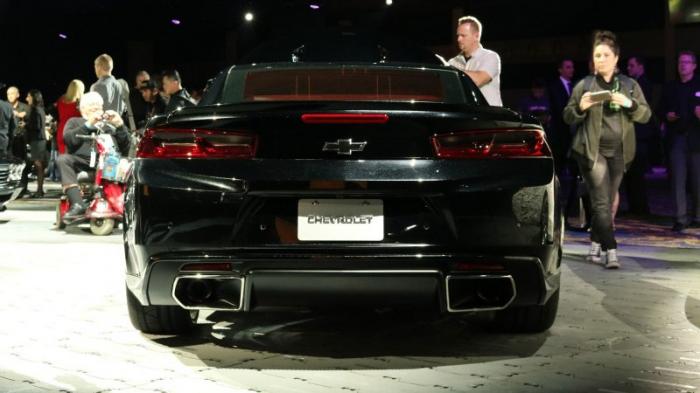Концепт Chevrolet Camaro Slammer с шикарными колесами (9 фото) Концепт Chevrolet Camaro Slammer с шикарными колесами (9 фото)