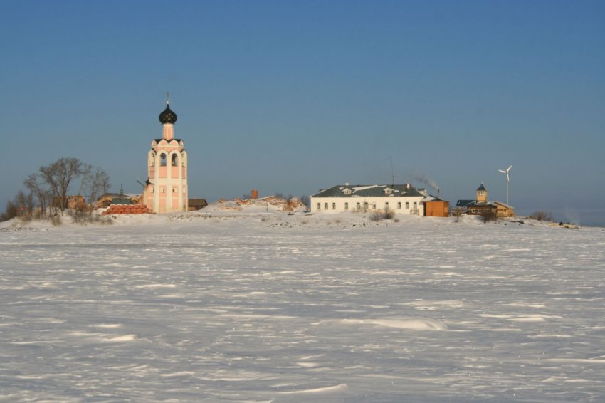 Спас Каменный на Кубенском озере Фото достопримечательностей Европейской части России: Спас Каменный на Кубенском озере