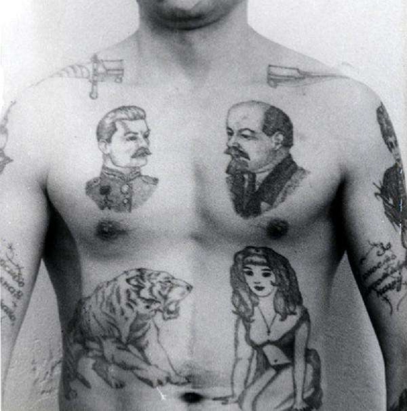 Наколка Ленина и Сталина на груди : вот почему зеки в СССР набивали тату с изображением вождей
