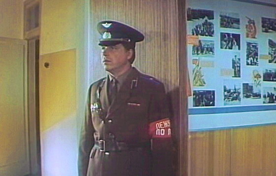 В зоне особого внимания (1977 г.) - майор, дежурный по части В зоне особого внимания (1977 г.) - майор, дежурный по части Михаил Кокшенов, актеры, день рождения
