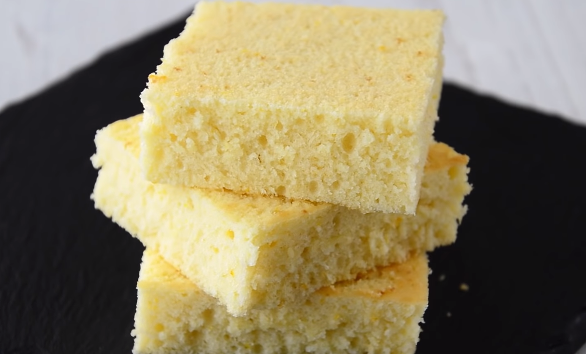 Вы не пожалеете, если приготовите такой кекс, на вкус просто "пальчики оближешь" :)