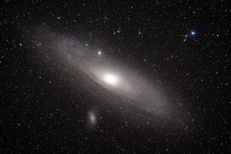 Galáxia espiral NGC 4980 interessante, espaço, beleza, ciência, foto