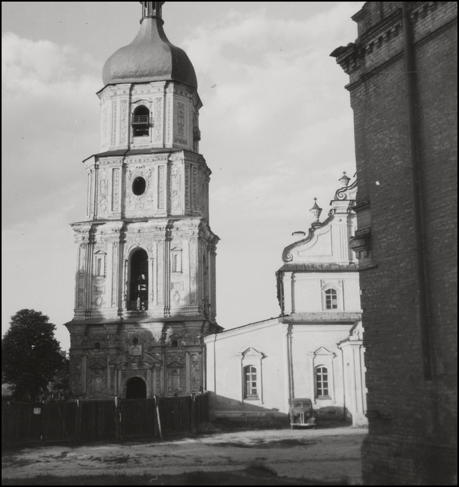 Оккупированный Киев в объективе классика ч/б фотографии Герберта Листа Оккупированный Киев в объективе классика ч/б фотографии Герберта Листа