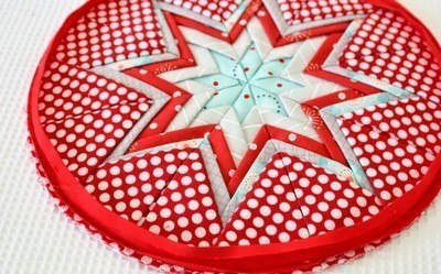 Подставка из лоскутков под горячее