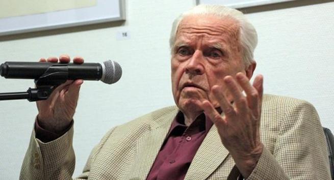 Экс-глава разведки ГДР: Германский Рейх существует, и цели у него прежние