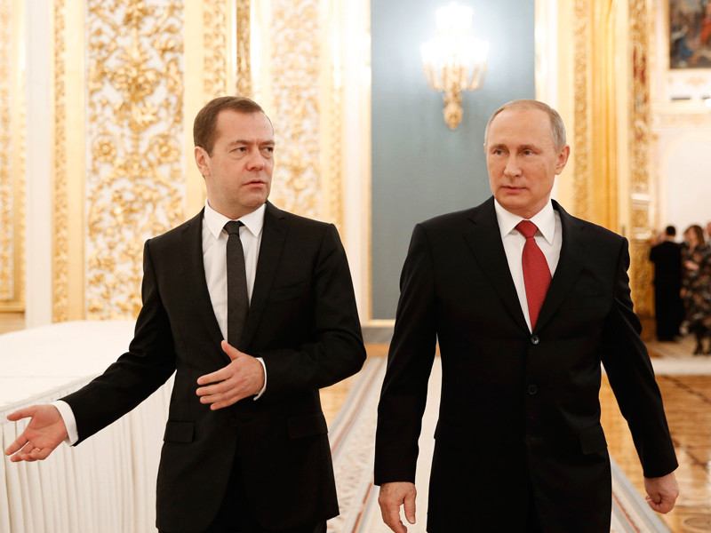 Путин отношение к медведеву Путин отношение к медведеву