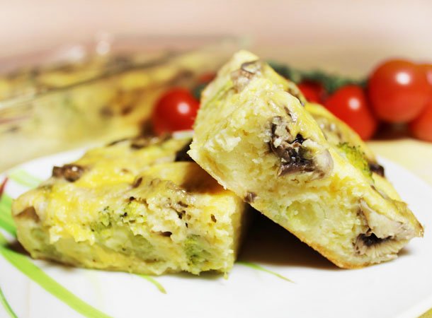 Запеканка из брокколи с грибами и сыром