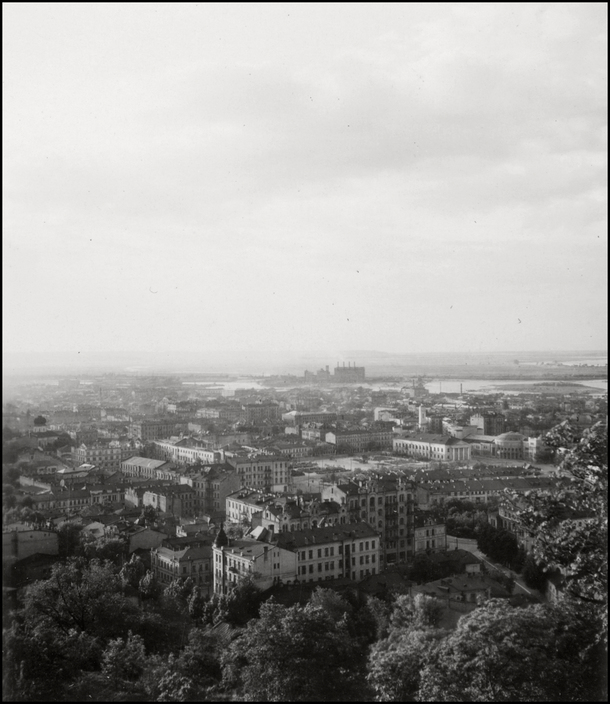 Оккупированный Киев в объективе классика ч/б фотографии Герберта Листа Оккупированный Киев в объективе классика ч/б фотографии Герберта Листа
