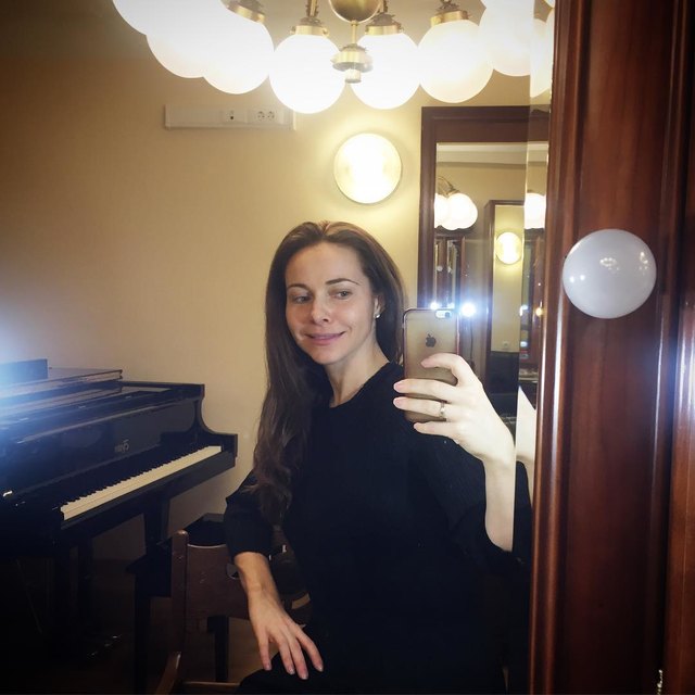 «Где тут 40 лет? 18 максимум»: поклонники в шоке от фото Екатерины Гусевой в купальнике «Где тут 40 лет? 18 максимум»: поклонники в шоке от фото Екатерины Гусевой в купальнике