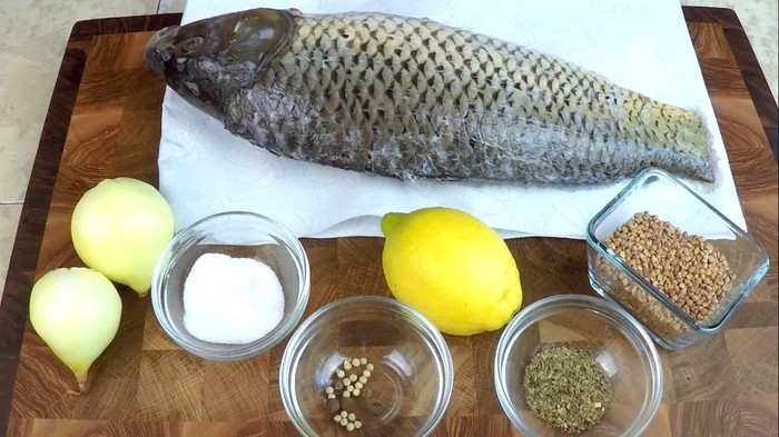 Сазан запечённый и фаршированный гречкой С дедом за обедом, Кулинария, Сазан, В духовке, Рыба, Вкусно, Видео, Длиннопост