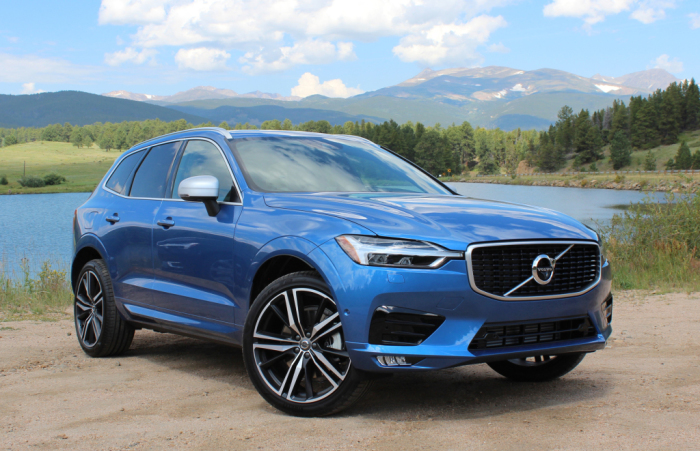 Небольшой, но очень роскошный шведский кроссовер Volvo XC60. | Фото: s4sportsvehicles.com. Небольшой, но очень роскошный шведский кроссовер Volvo XC60. | Фото: s4sportsvehicles.com.