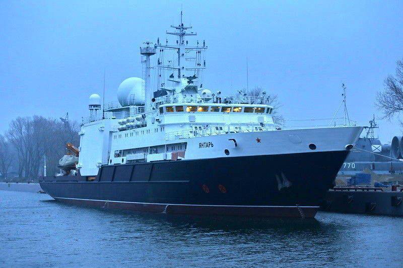 Российский «охотник за коммуникациями» встал на плановый ремонт в Калининграде