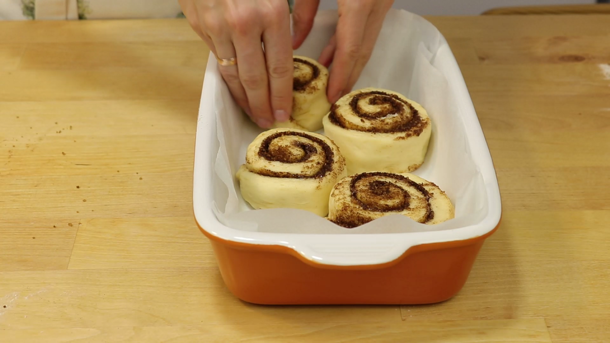 Синнабон - знаменитые булочки с корицей и кремом. Настолько вкусные, что остановится на одной просто невозможно