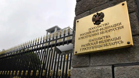 "За ребят заступилась родная страна"