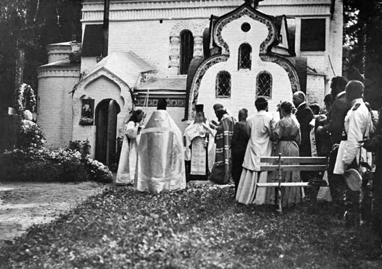 История одной картины. «Девочка с персиками»