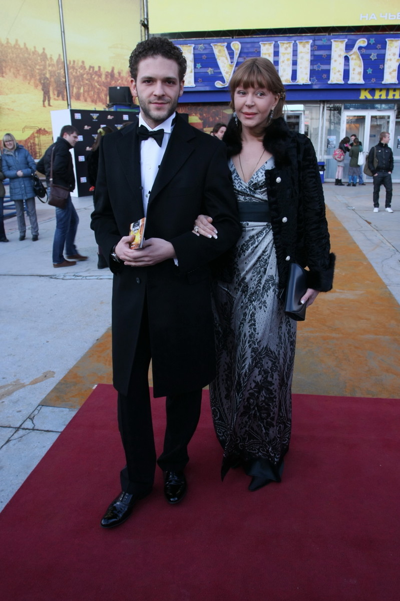 Константин Крюков и Алена Бондарчук