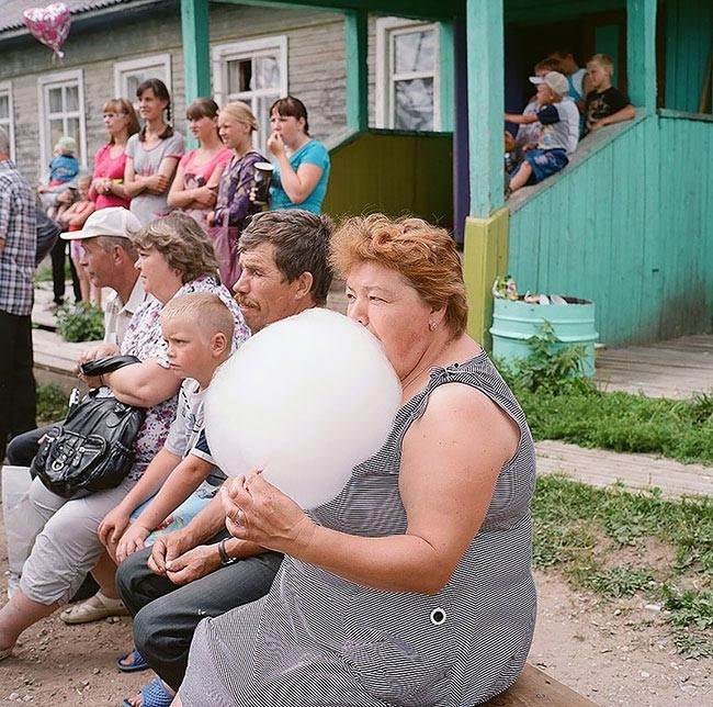 Душевные фотографии женщин из российских деревень, в которых всё по-настоящему