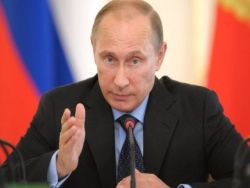 Путин утвердил поправки о выплате премиальных за сверхурочную работу