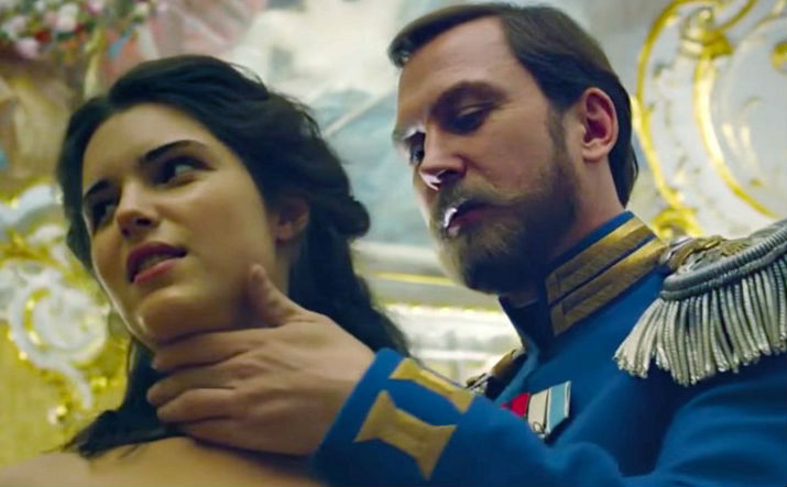9 сцен из фильма «Матильда» 9 сцен из фильма «Матильда»