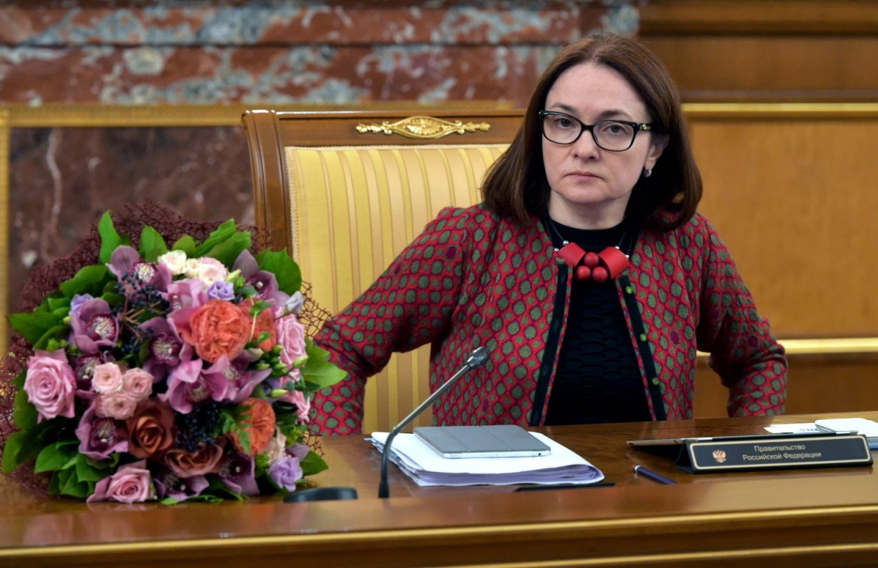 Attēlu rezultāti vaicājumam “эльвира набиуллина цветы”