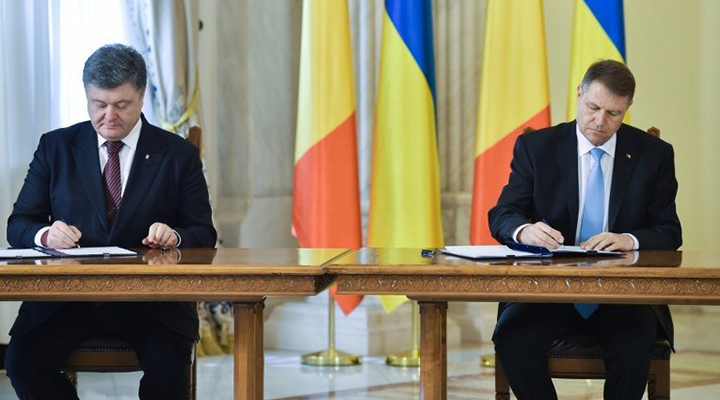 Президент Украины Петр Порошенко и президент Румынии Клаус Йоханнис Президент Украины Петр Порошенко и президент Румынии Клаус Йоханнис