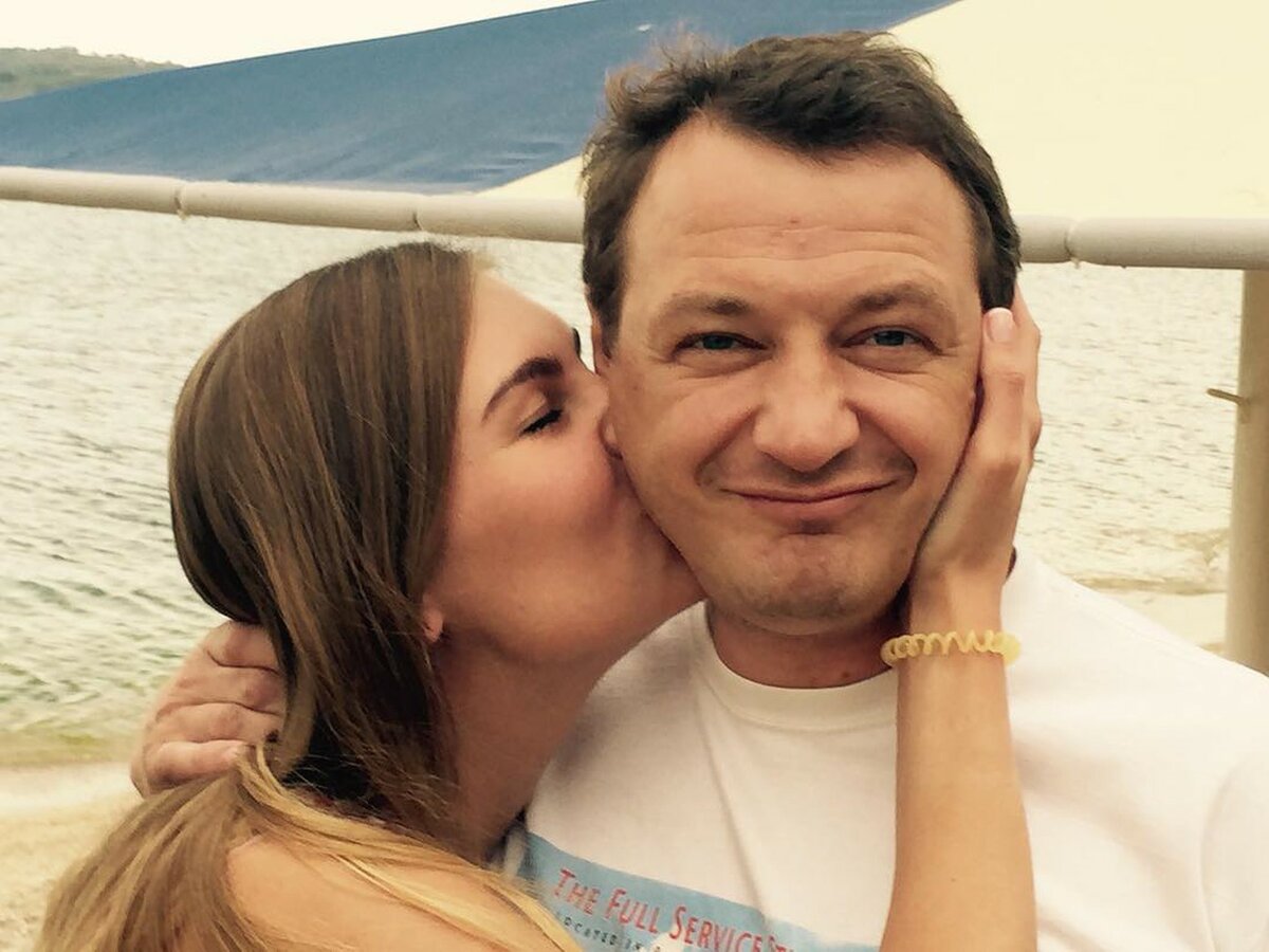 Марат Башаров утверждает, что не разводился с Елизаветой Шевырковой Марат Башаров утверждает, что не разводился с Елизаветой Шевырковой