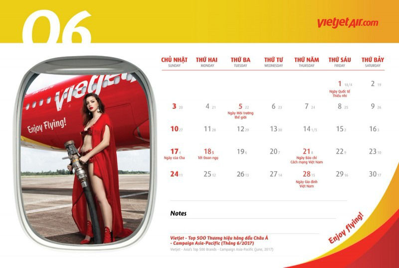 Стюардессы в бикини в календаре авиакомпании VietJet Стюардессы в бикини в календаре авиакомпании VietJet
