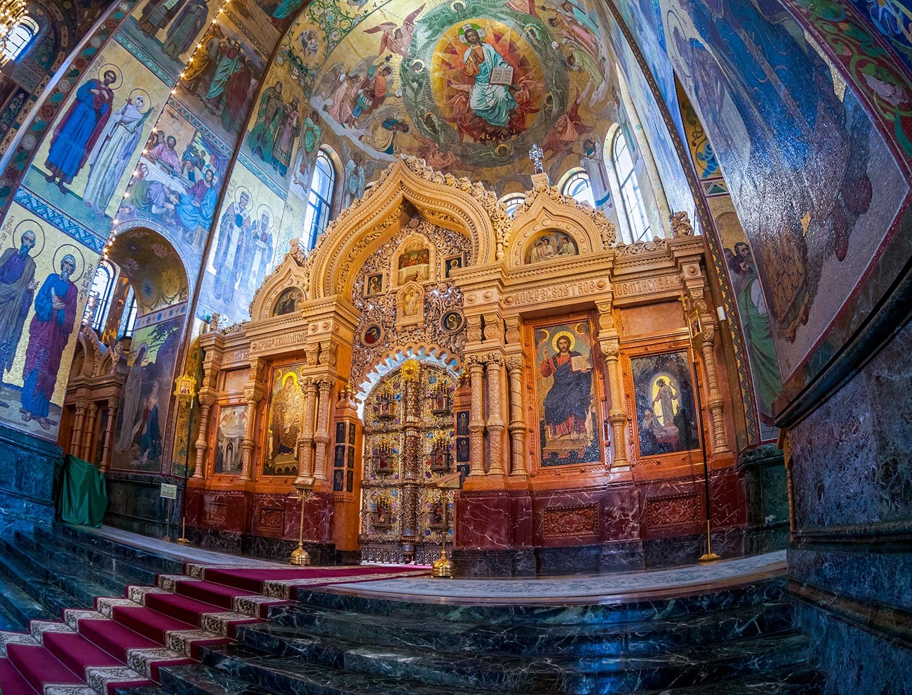10 зданий Санкт-Петербурга, сногсшибательных ИЗНУТРИ (ФОТО)