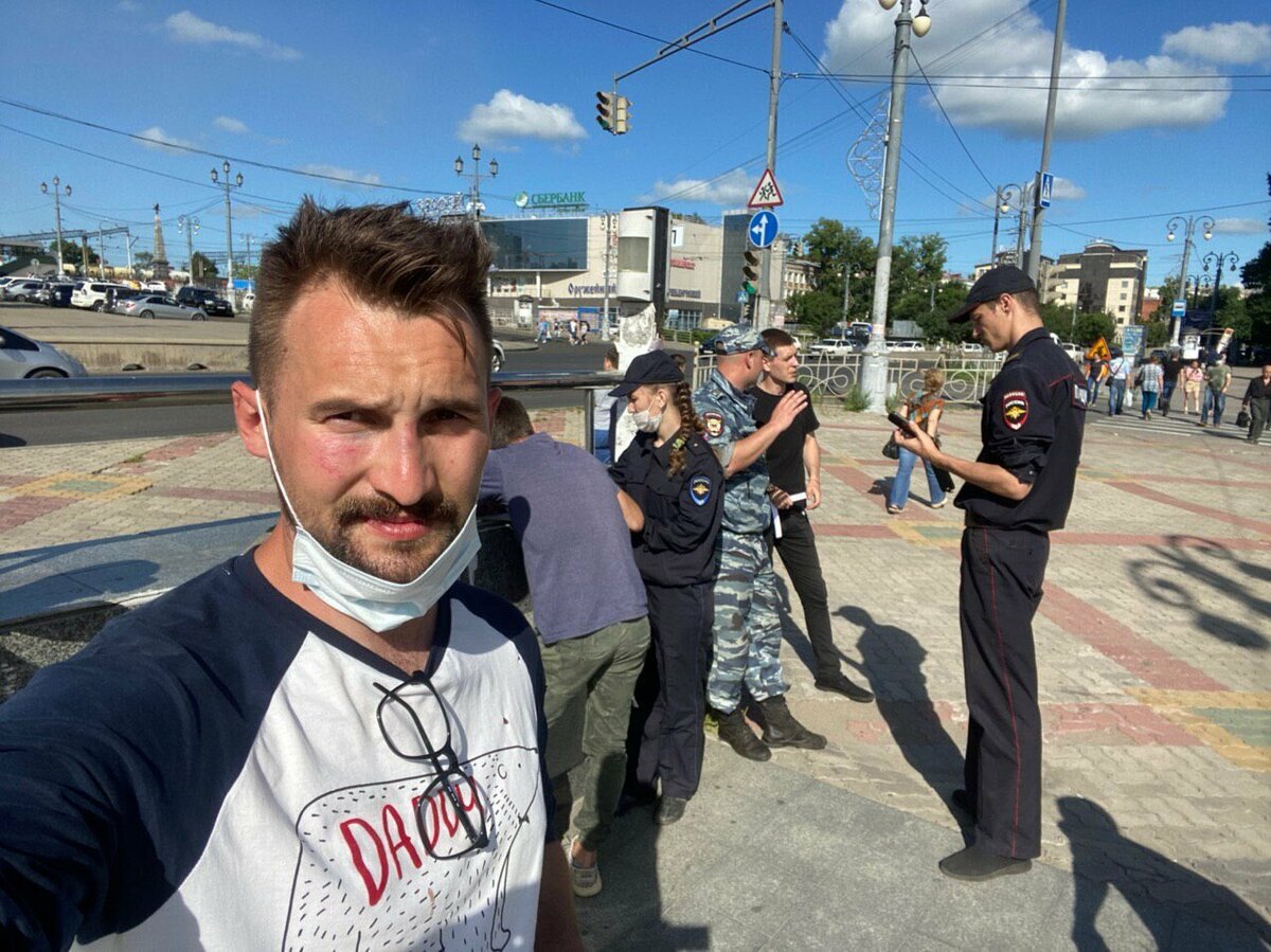 Кто на кого напал в Хабаровске?