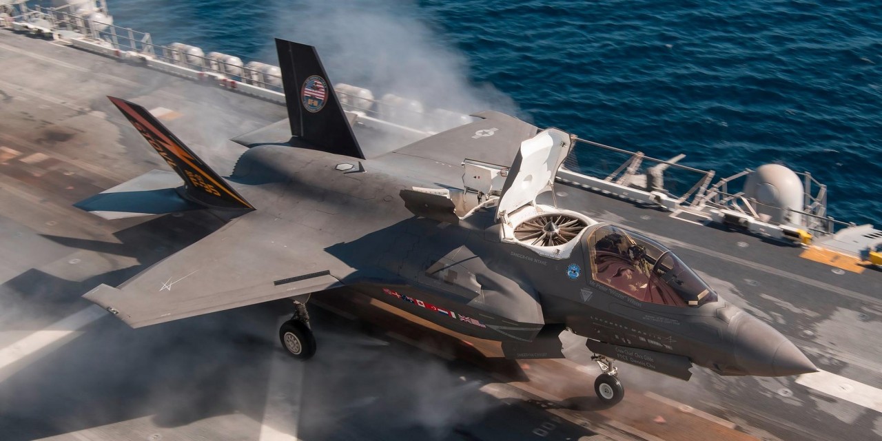 Американский летчик: "F-35 не боится русских радаров Американский летчик: "F-35 не боится русских радаров