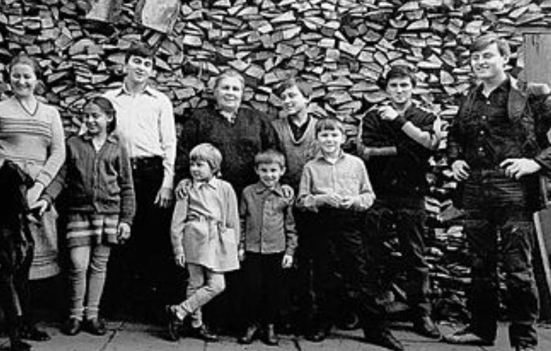 Как многодетная мать стала безжалостной террористкой? История семьи Овечкиных Как многодетная мать стала безжалостной террористкой? История семьи Овечкиных