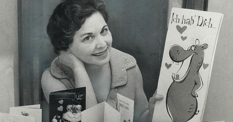 Чудесная история ко Дню святого Валентина: 60 лет женщина каждый год получала открытки от тайного поклонника