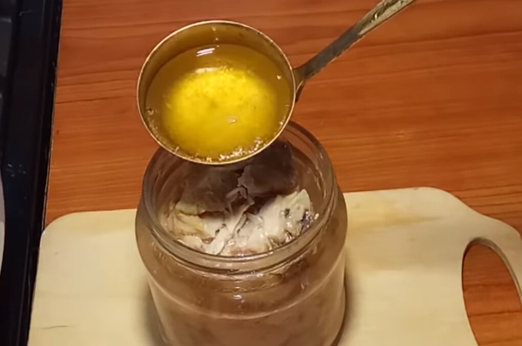 Куриная тушенка для ленивых: вкуснее, чем из магазина