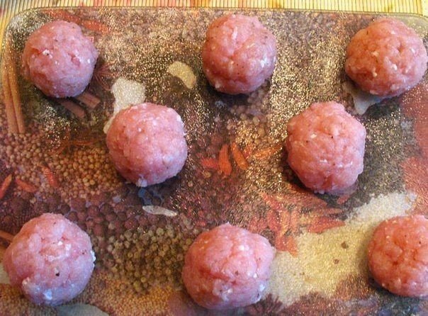 Оригинальные в приготовлении и по вкусу отбивные. Сочные и очень вкусные