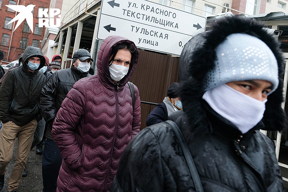 Выгонять или переваривать: что делать с оставшимися без работы гастарбайтерами