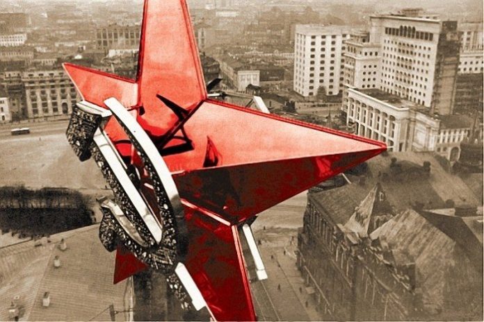 ЗВЕЗДЫ ВМЕСТО ЗОЛОТЫХ ОРЛОВ - ЛЮБОПЫТНЫЕ ФАКТЫ О КРЕМЛЕВСКИХ ЗВЕЗДАХ Кремлевская звезда