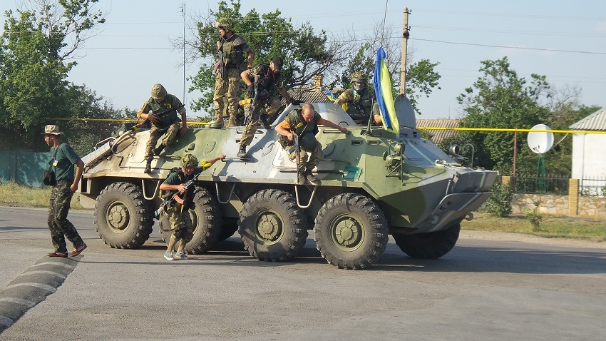 Прикрываясь ложью: англичане продолжают обучать украинцев убивать Прикрываясь ложью: англичане продолжают обучать украинцев убивать