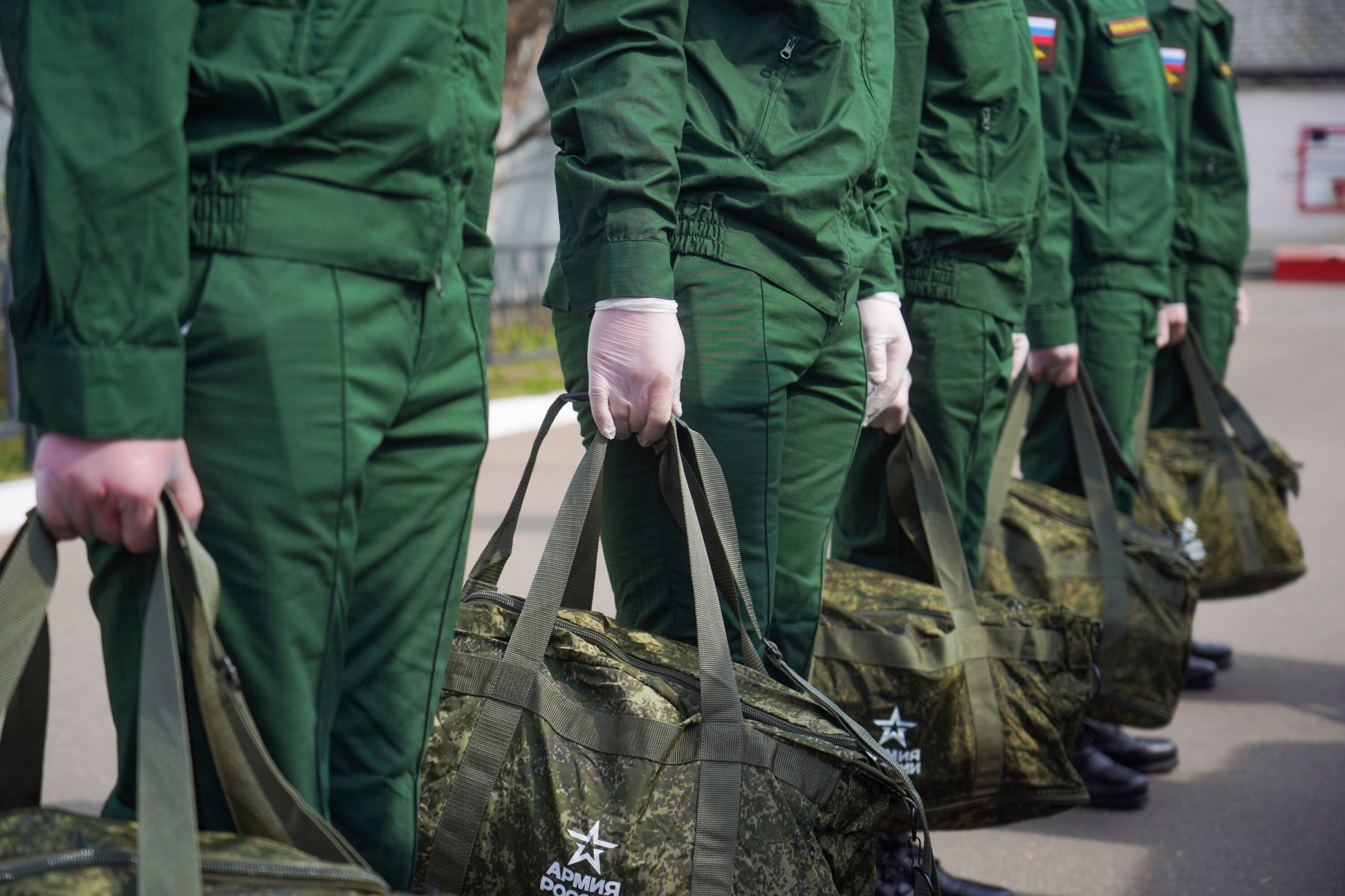 На границах России возможно появление новых горячих точек. Об этом, передает корреспондент «ПолитНавигатора», заявил...