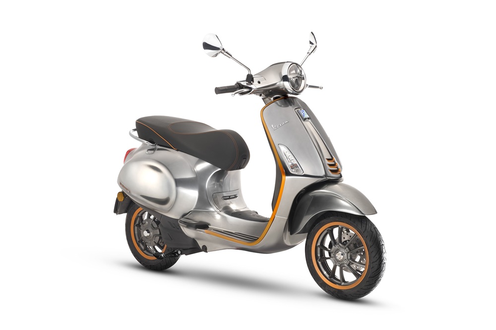 EICMA 2017: Электрический скутер Vespa Elettrica 2018