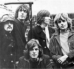 Роджер Уотерс из Pink Floyd : "Меня выдворят из США" Роджер Уотерс из Pink Floyd : "Меня выдворят из США"